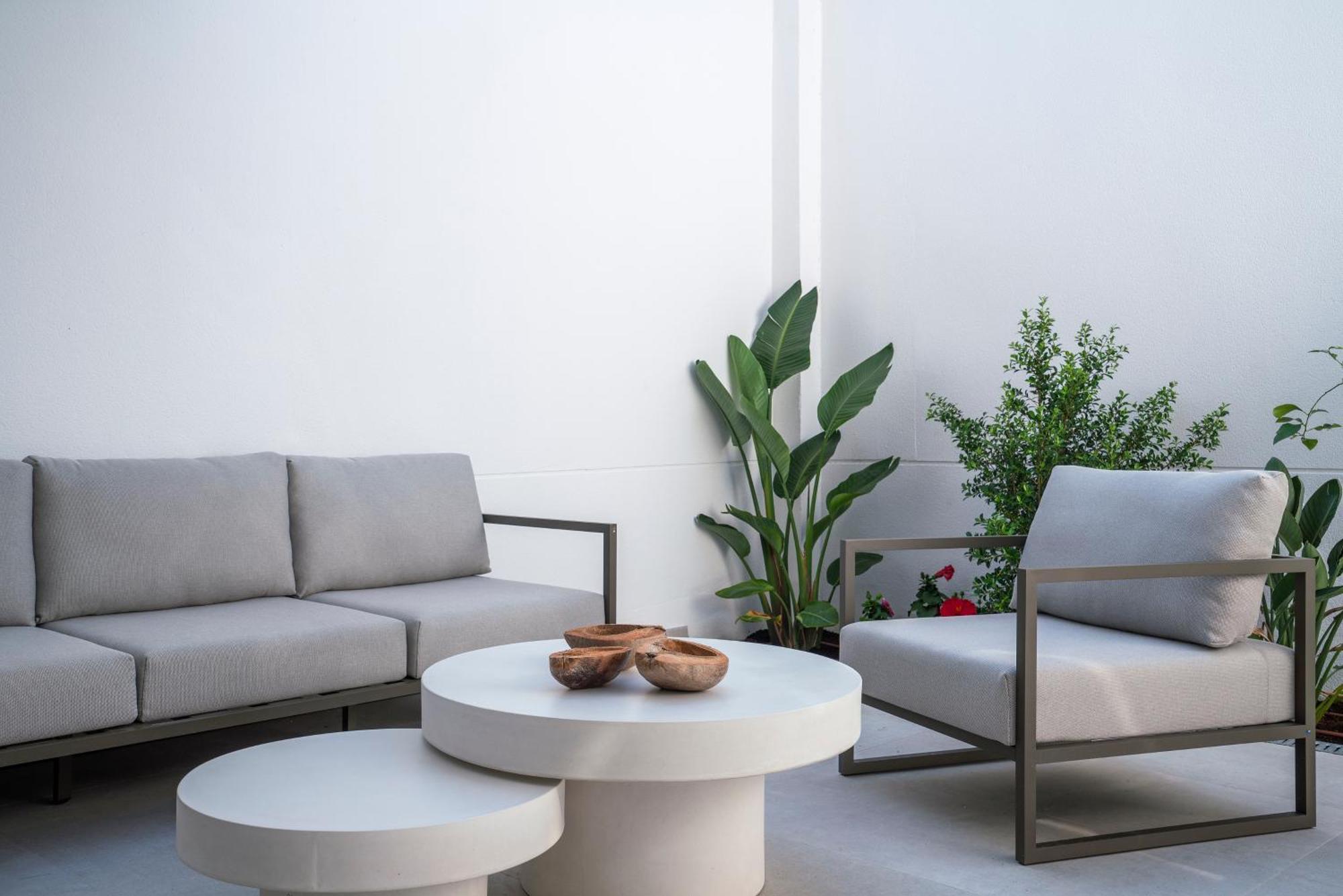 Sitges Spaces Garden Condo-2 Bedrooms, 2 Bathrooms, Garden Terrace, Near Center, Sleeps Up To 6- Monthly Rentals Only Buitenkant foto