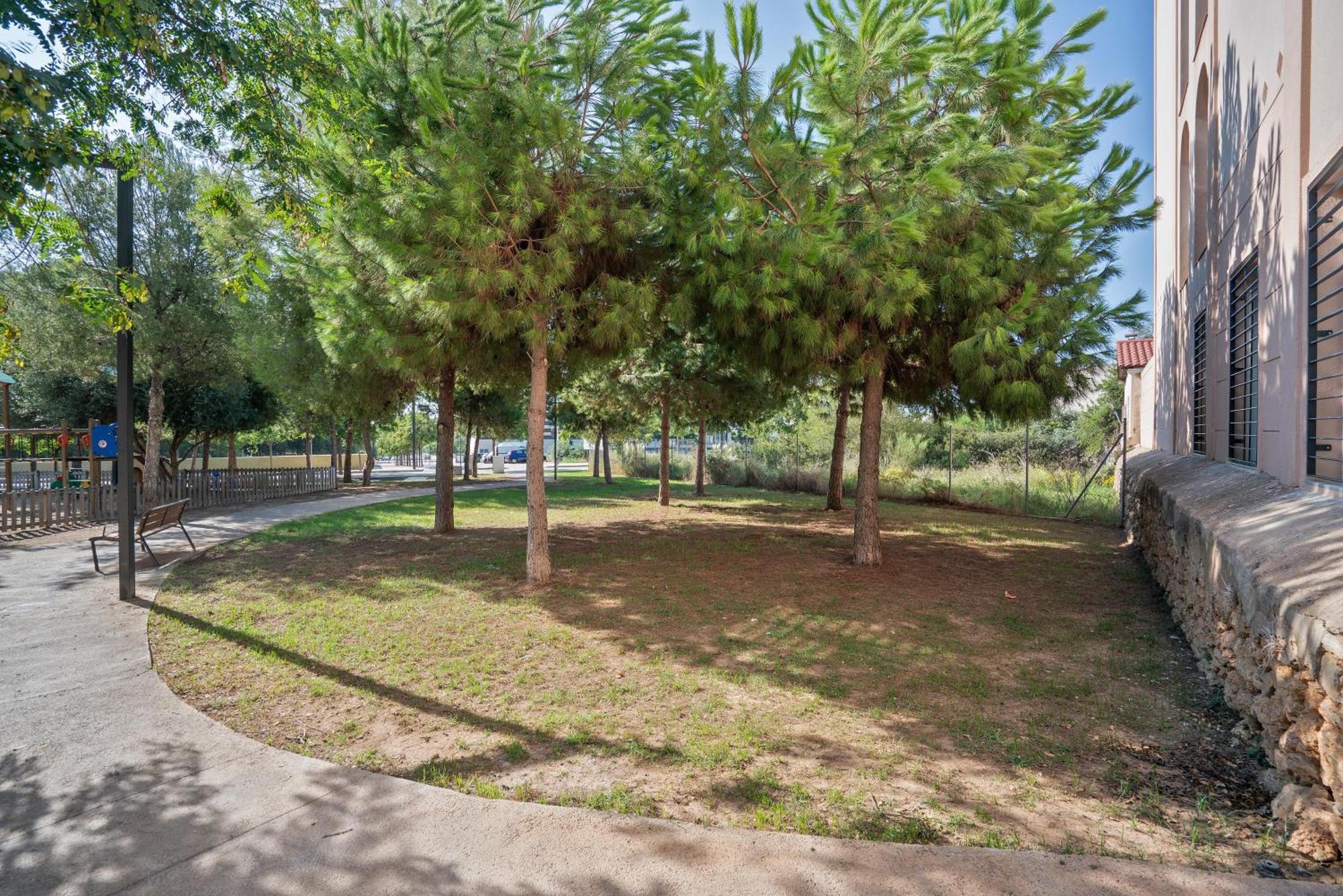 Sitges Spaces Garden Condo-2 Bedrooms, 2 Bathrooms, Garden Terrace, Near Center, Sleeps Up To 6- Monthly Rentals Only Buitenkant foto
